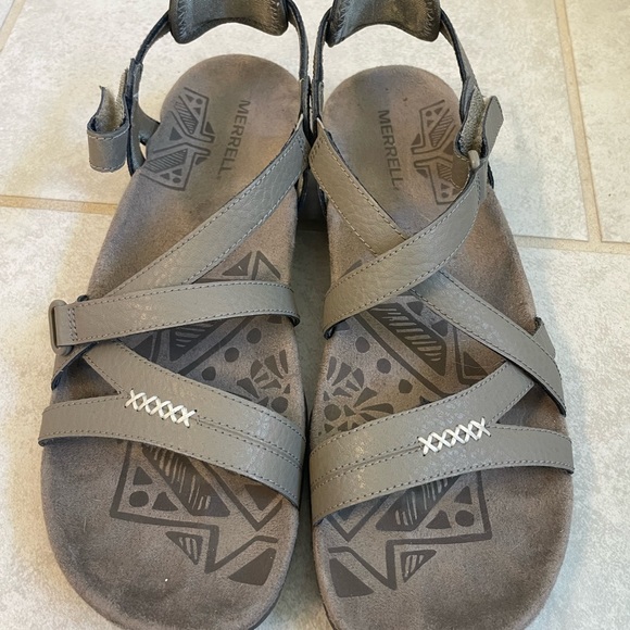 Merrell sandals - Picture 2 of 4